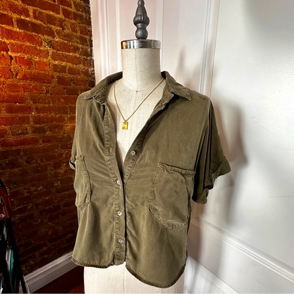 Zara Olive Button Top - Picture 1 of 3